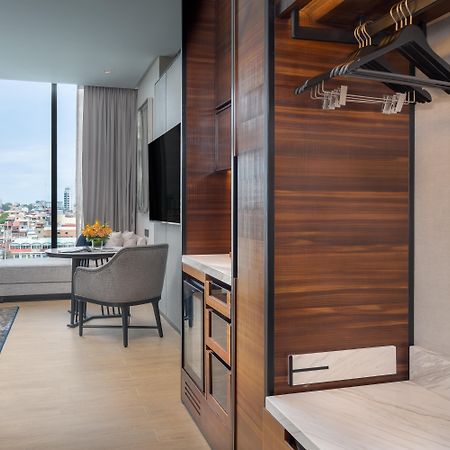 Hyatt Regency Phnom Penh Hotel Eksteriør billede
