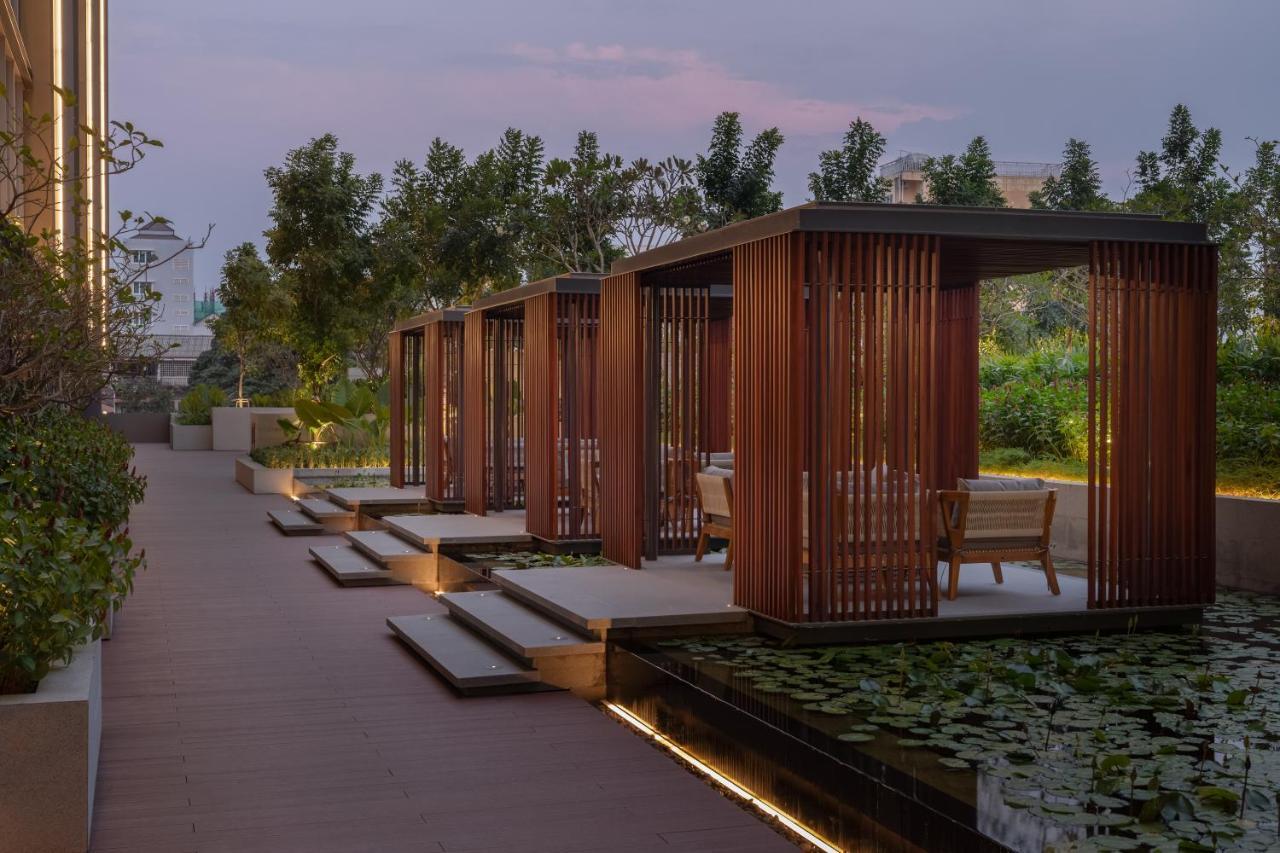 Hyatt Regency Phnom Penh Hotel Eksteriør billede
