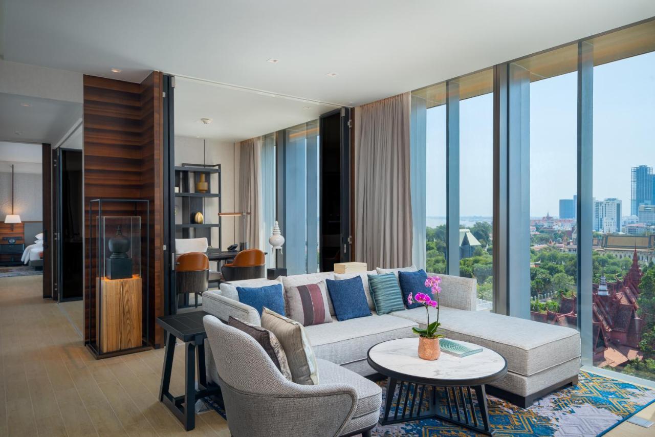 Hyatt Regency Phnom Penh Hotel Eksteriør billede