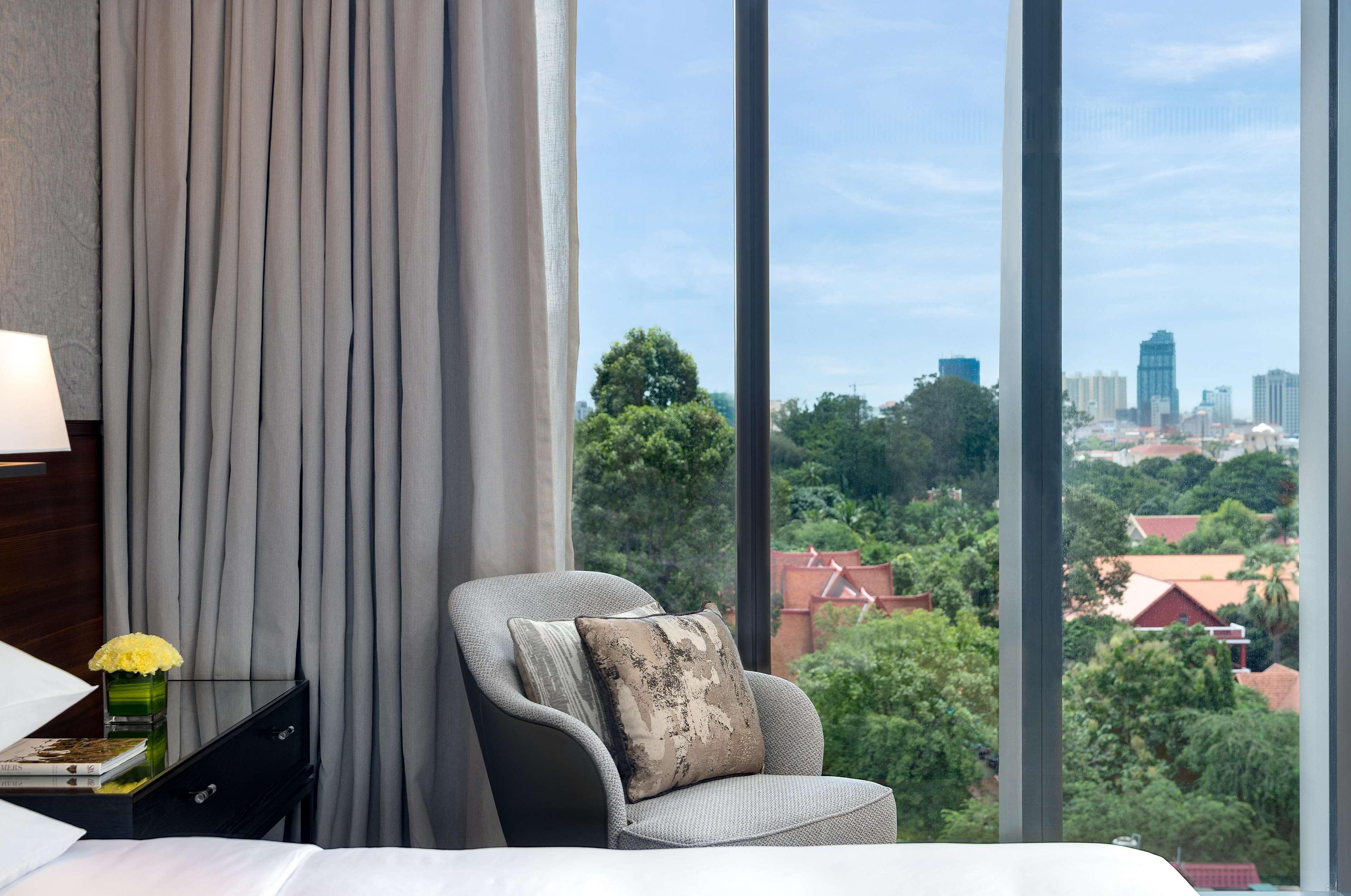 Hyatt Regency Phnom Penh Hotel Eksteriør billede